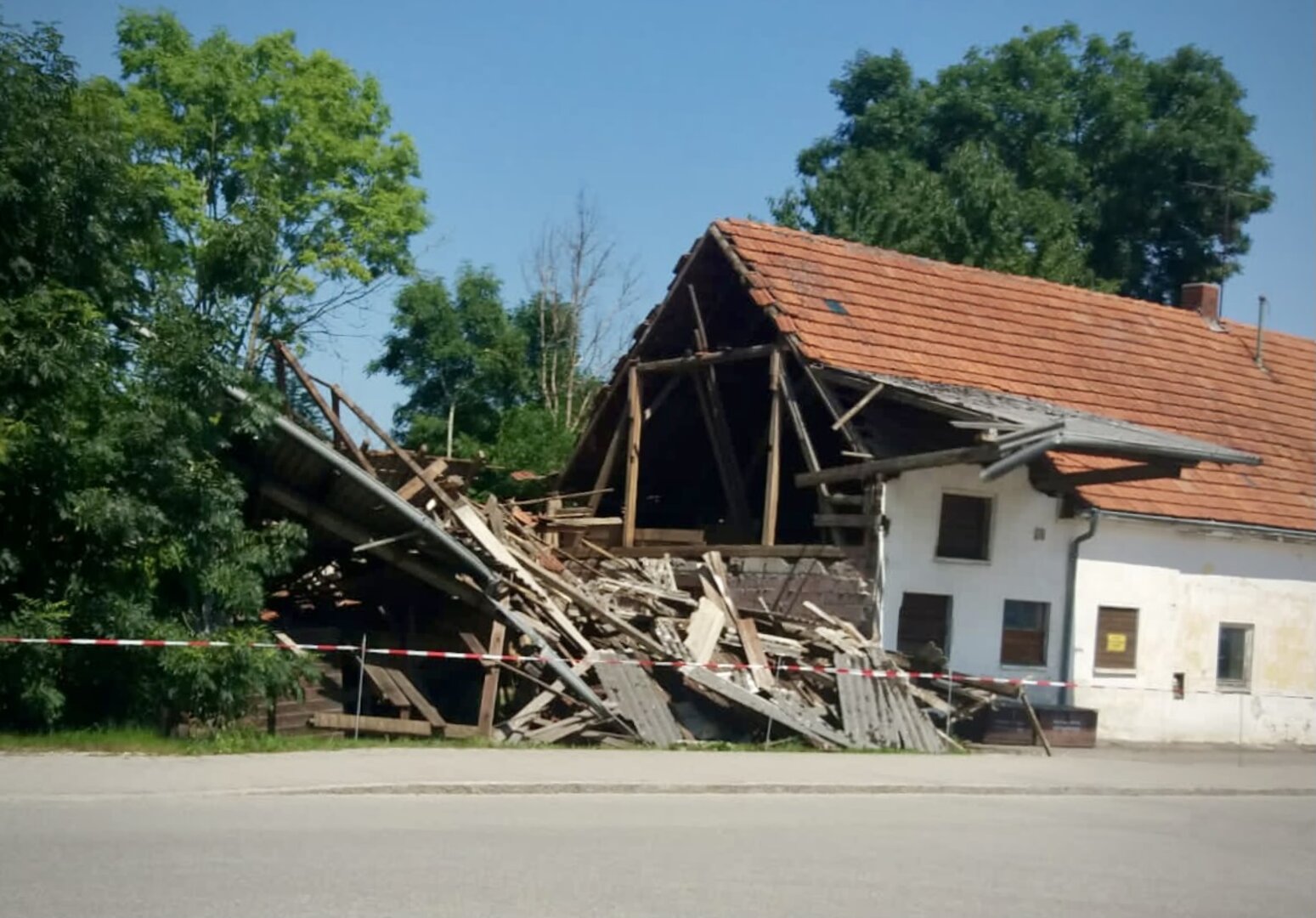 Gebäudeeinsturz in Eichenried